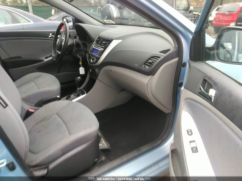 2013 Hyundai Accent Se