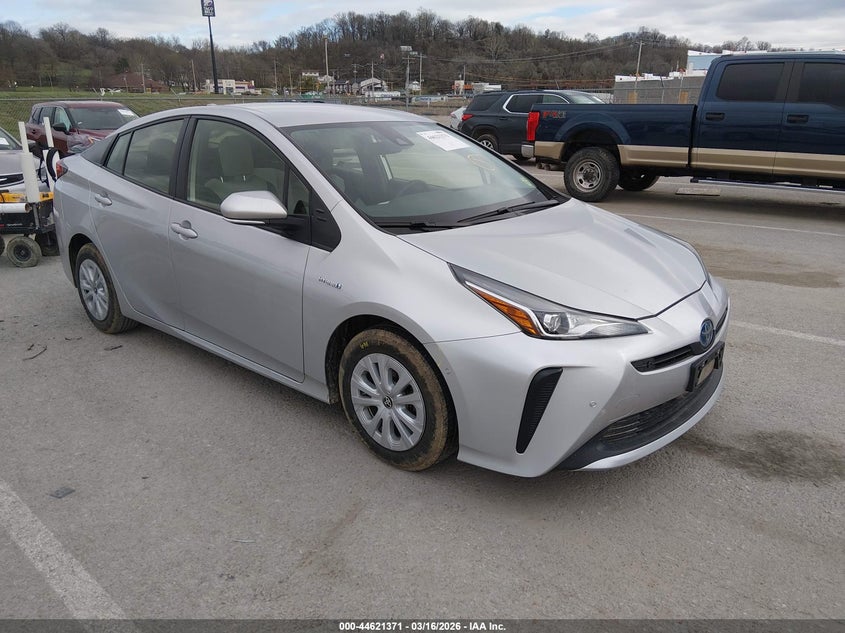 2022 TOYOTA PRIUS LE