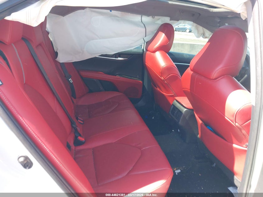 2022 TOYOTA CAMRY auction photo 8