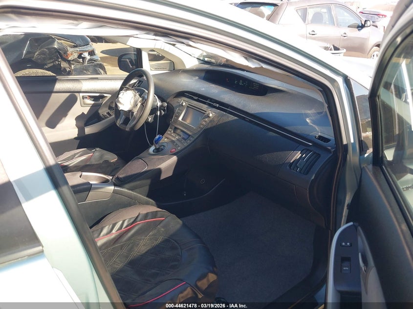 2015 Toyota Prius Three