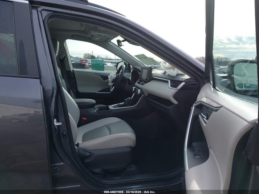 2022 Toyota Rav4 Hybrid Xle Premium