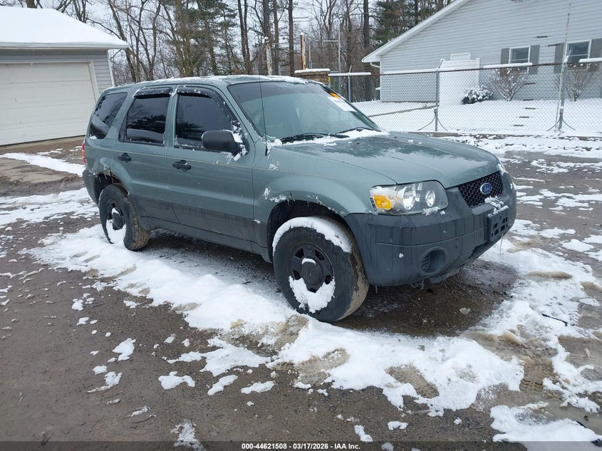 2005 Ford Escape Xls