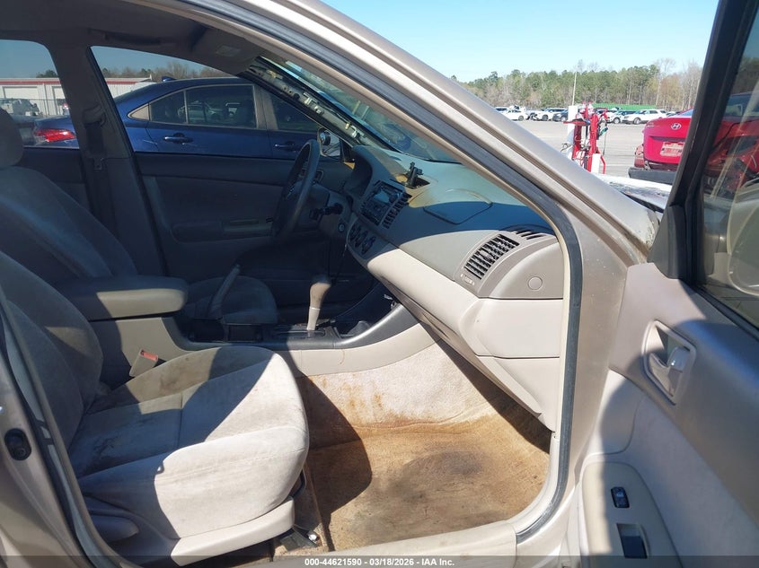 2002 Toyota Camry Le