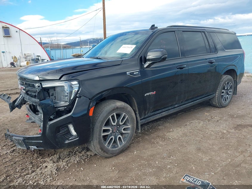 2022 GMC Yukon Xl At4