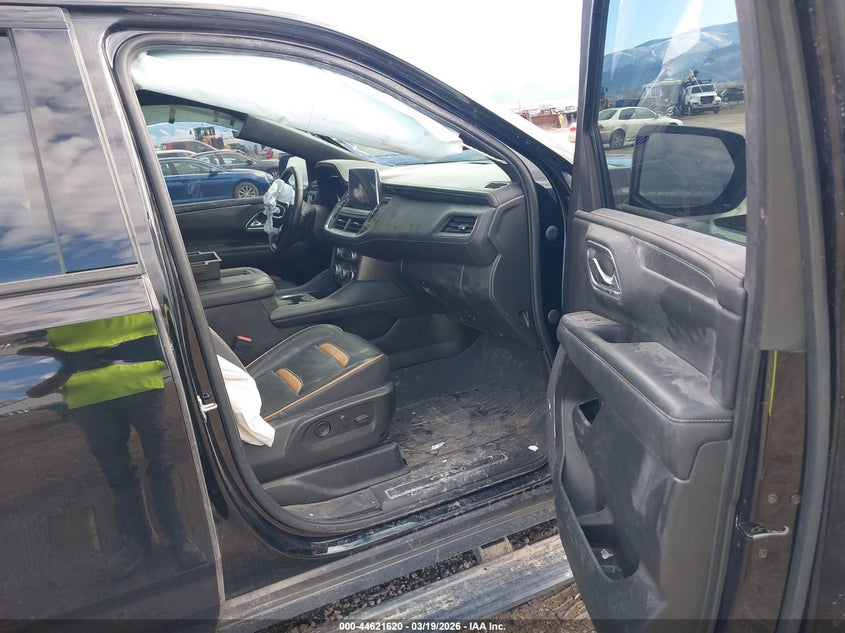 2022 GMC Yukon Xl At4