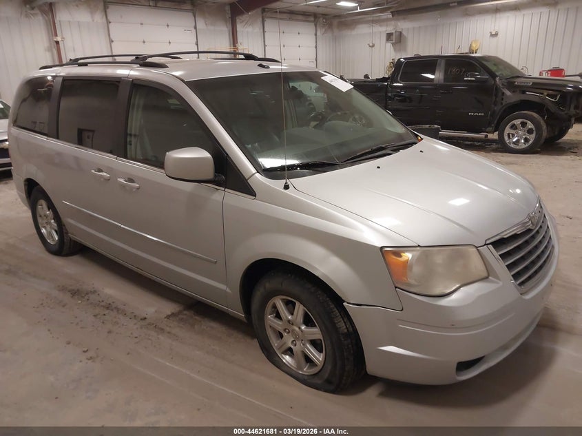 2010 Chrysler Town & Country Touring