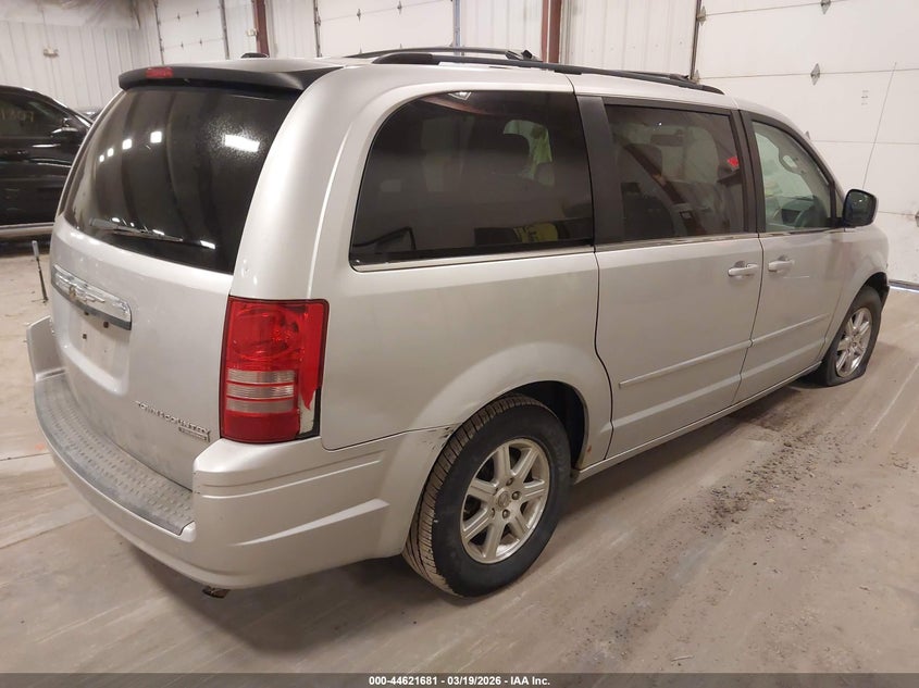 2010 Chrysler Town & Country Touring