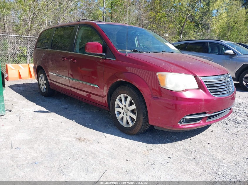2014 Chrysler Town & Country Touring