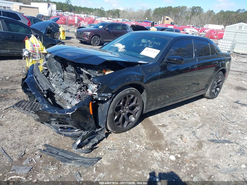 Vin: 2c3ccabg4lh145745, lot: 45118892, chrysler 300 300s 20202