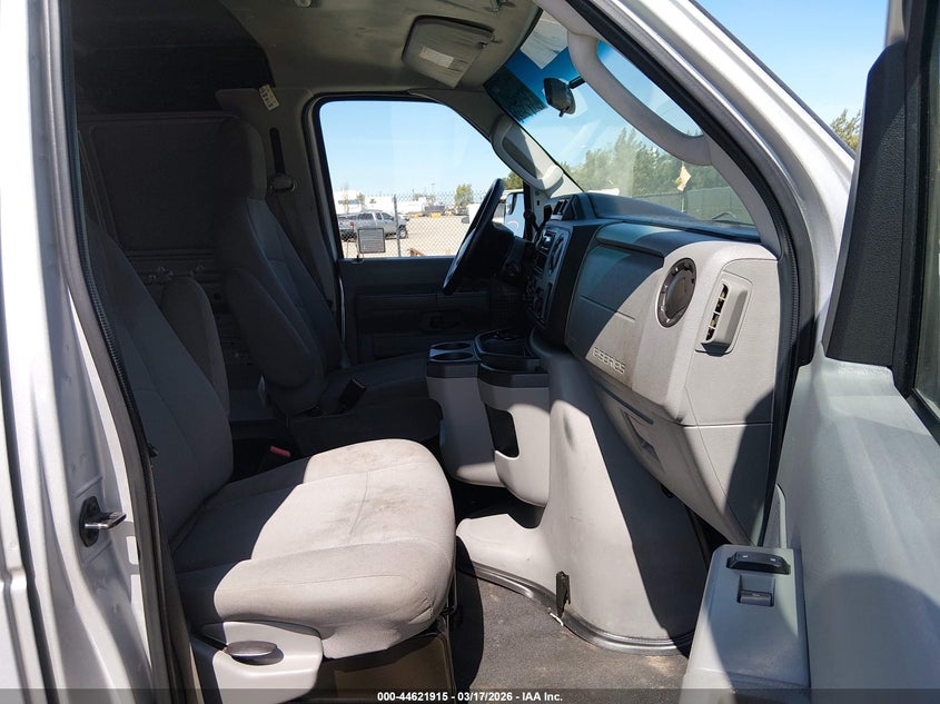 2010 Ford E-350 Super Duty Commercial/Recreational