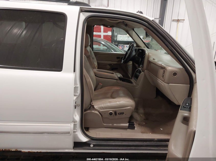 2004 Chevrolet Suburban 1500 Lt