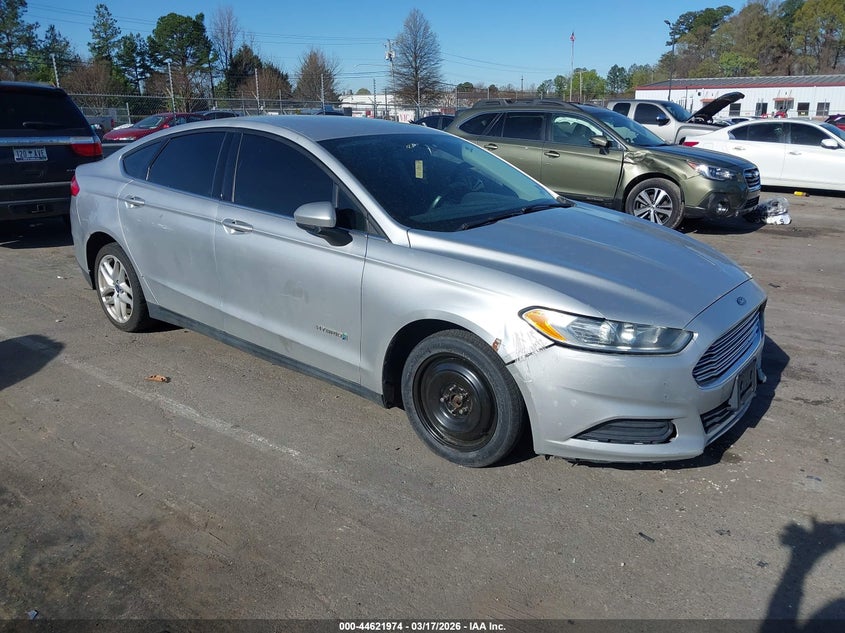 2015 Ford Fusion Hybrid S