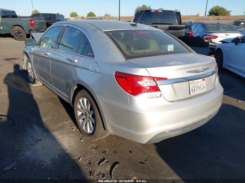 2011 Chrysler 200 Touring