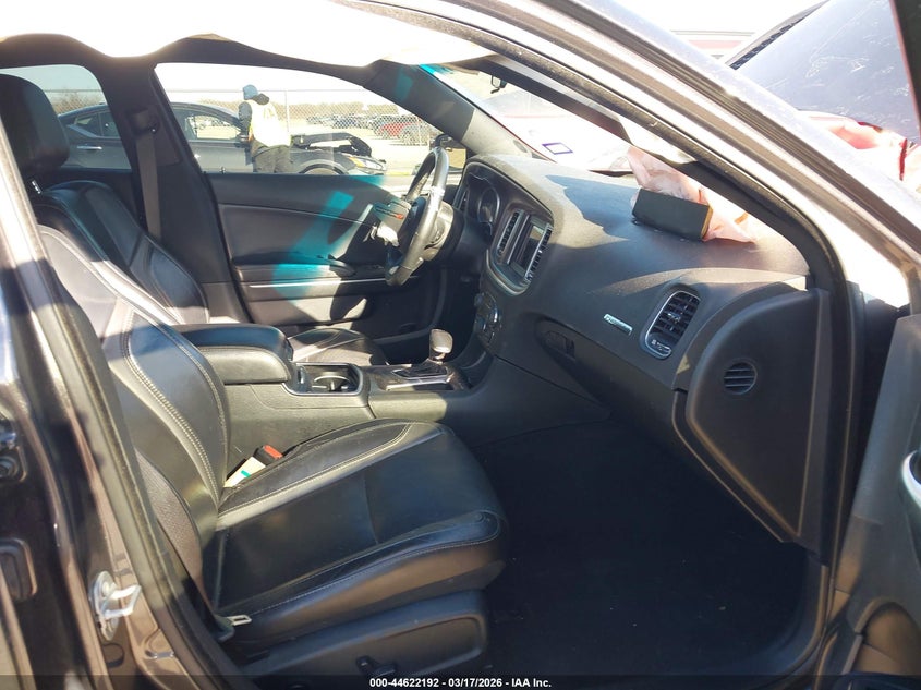 2019 Dodge Charger Sxt Rwd