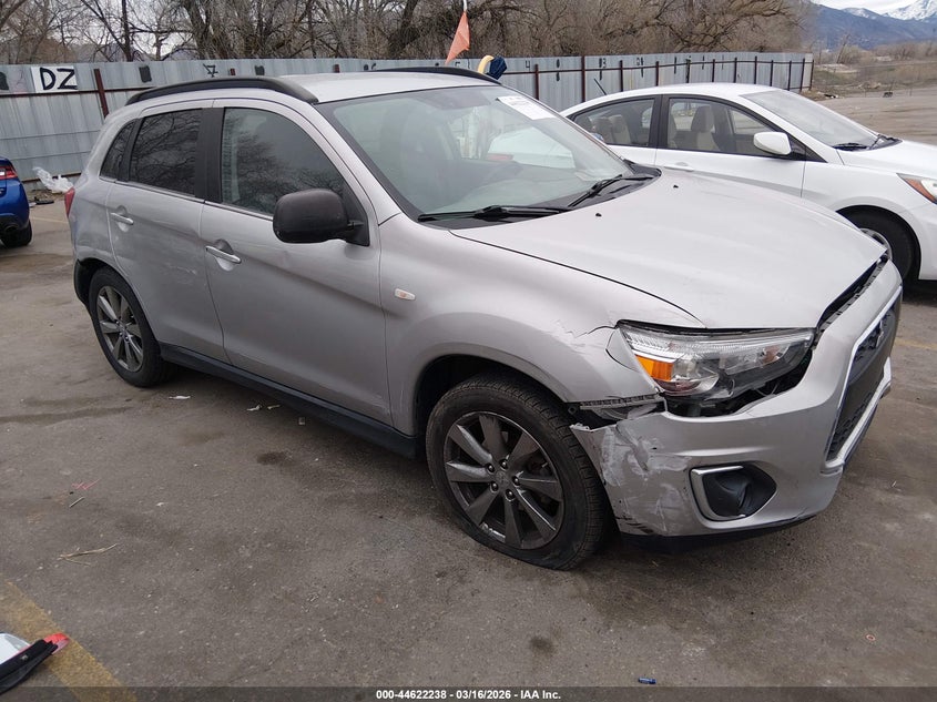 2013 Mitsubishi Outlander Sport Le
