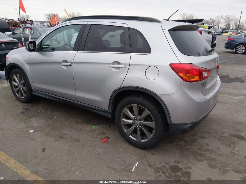 2013 Mitsubishi Outlander Sport Le