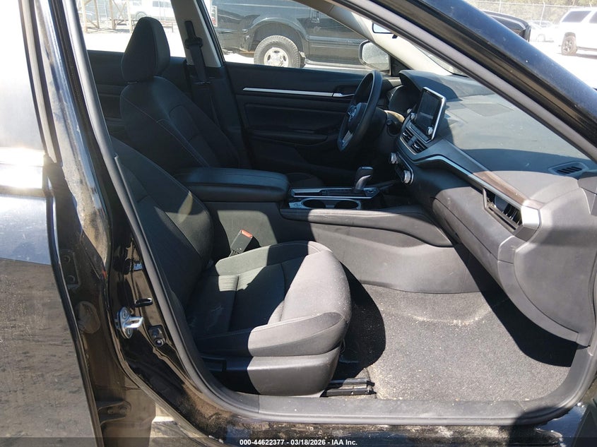 2023 Nissan Altima Sv Fwd