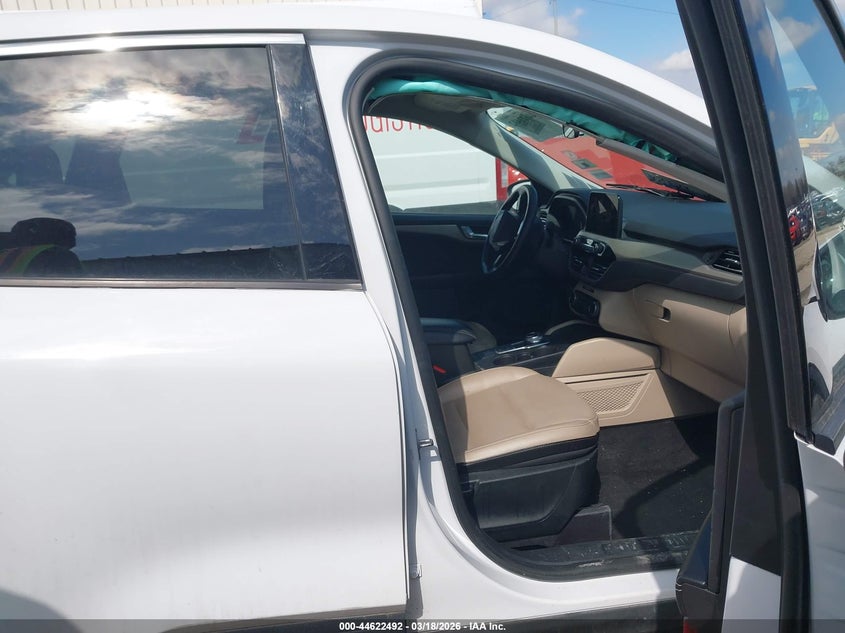 2022 Ford Escape Sel Hybrid