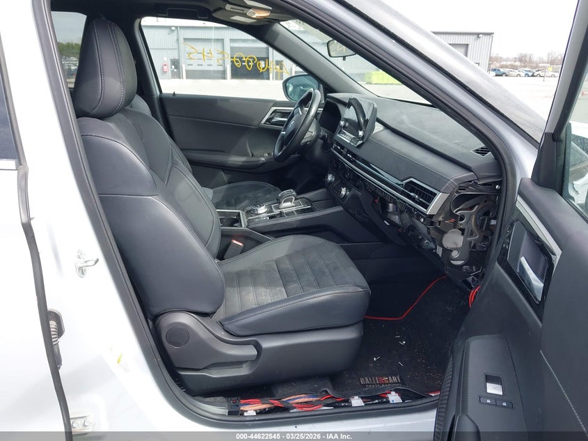 2024 Mitsubishi Outlander Se 2.5 S-Awc/Se Black Edition S-Awc/Se Black Edition W/Pano Roof S-Awc/Se Ralliart S-Awc