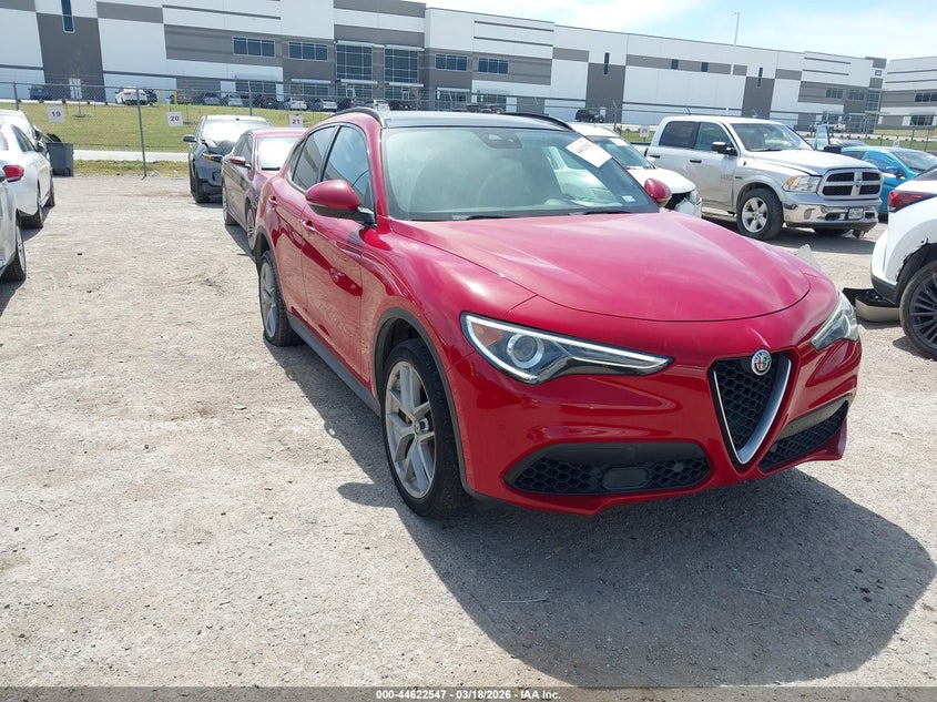 2018 Alfa Romeo Stelvio Ti Sport Awd