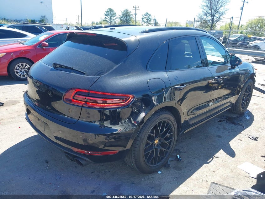 2018 Porsche Macan Gts