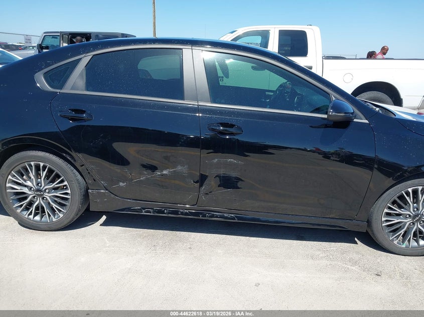 VIN 3KPF54ADXRE779433 2024 KIA FORTE GT-LINE