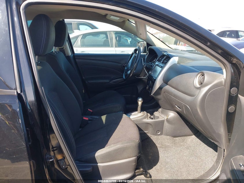 2018 Nissan Versa 1.6 Sv