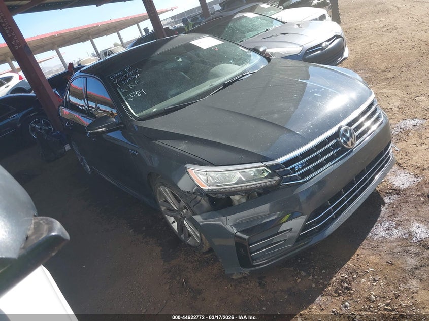 2018 Volkswagen Passat 2.0T R-Line/2.0T S