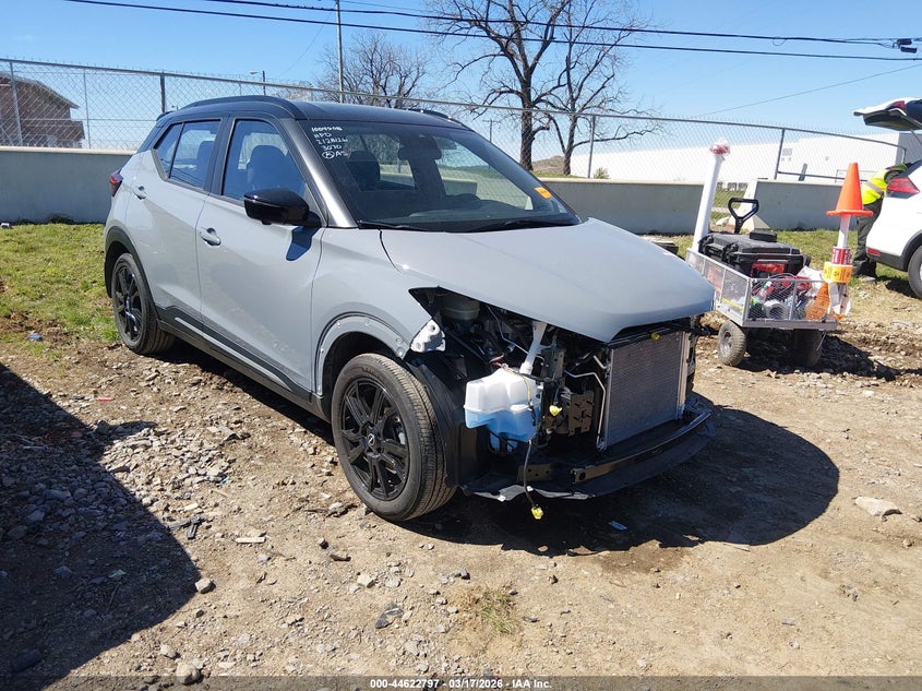 2024 Nissan Kicks Sr Xtronic Cvt