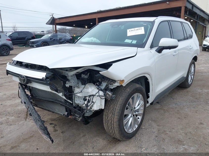 2024 Toyota Grand Highlander Platinum