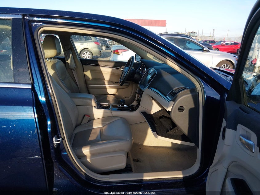 2013 Chrysler 300 Motown