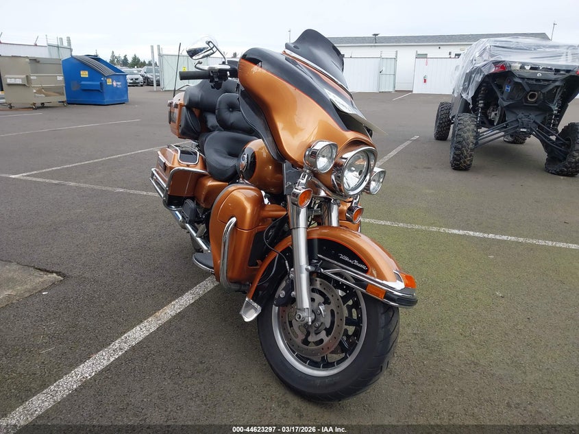 2008 Harley-Davidson Flhtcui 105Th Anniversary Edition