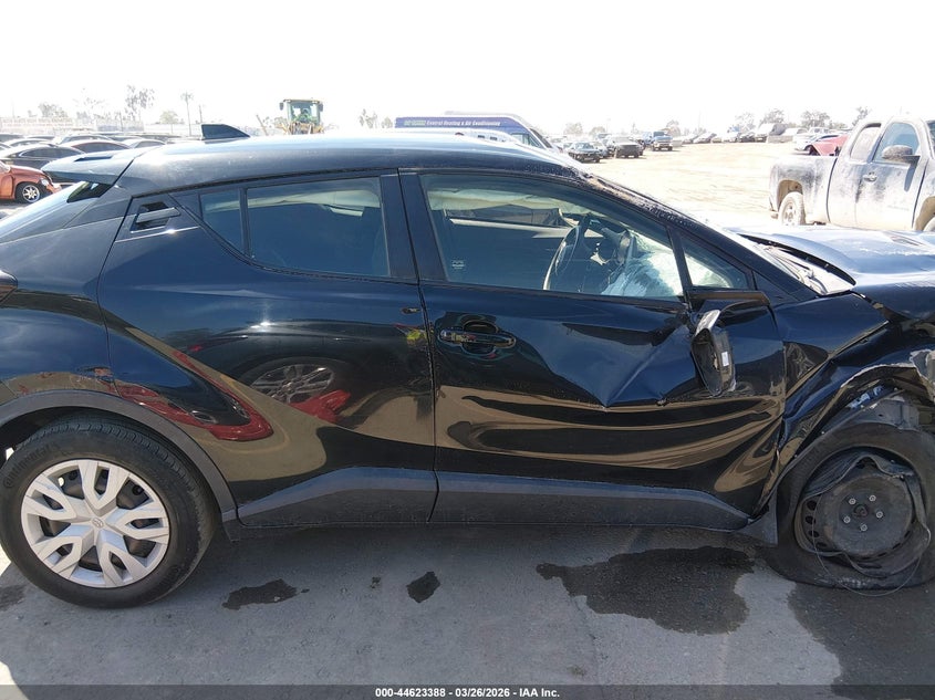 VIN JTNKHMBX4L1090217 2020 TOYOTA C-HR LE