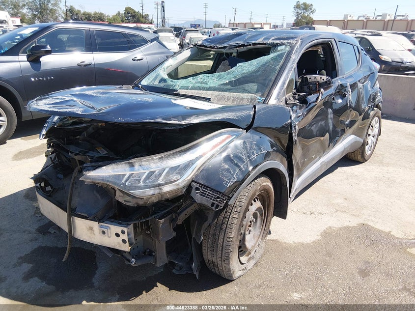 VIN JTNKHMBX4L1090217 2020 TOYOTA C-HR LE