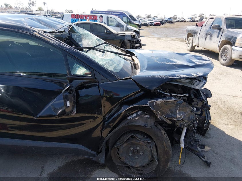 VIN JTNKHMBX4L1090217 2020 TOYOTA C-HR LE