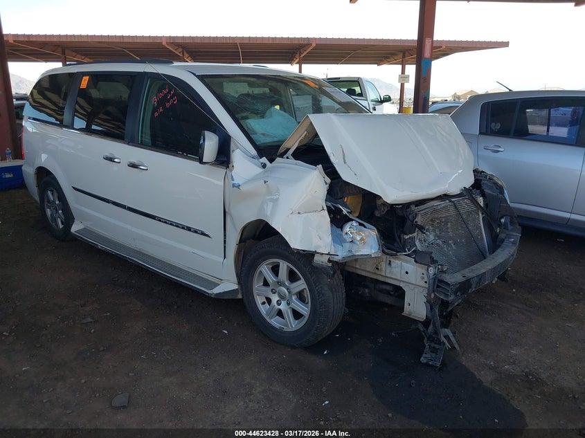 2011 Chrysler Town & Country Touring