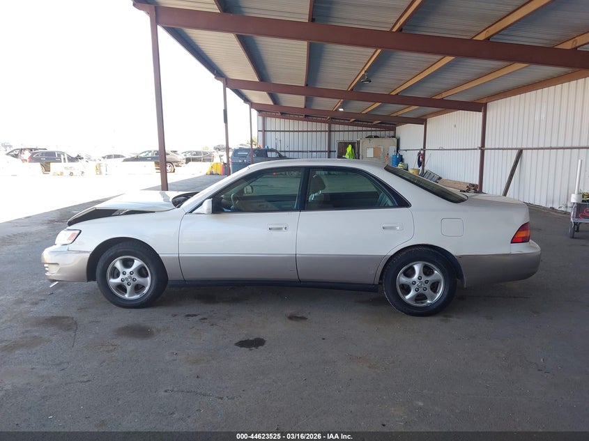 1998 Lexus Es 300 VIN: JT8BF28G2W0108101 Lot: 44623525