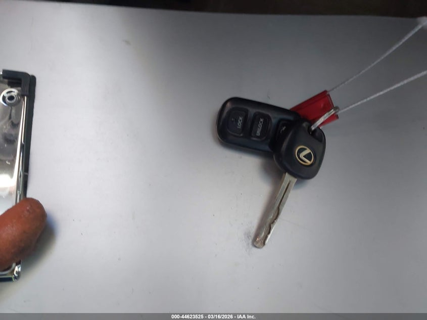 1998 Lexus Es 300 VIN: JT8BF28G2W0108101 Lot: 44623525