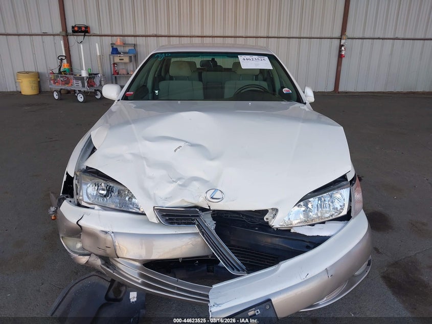 1998 Lexus Es 300 VIN: JT8BF28G2W0108101 Lot: 44623525