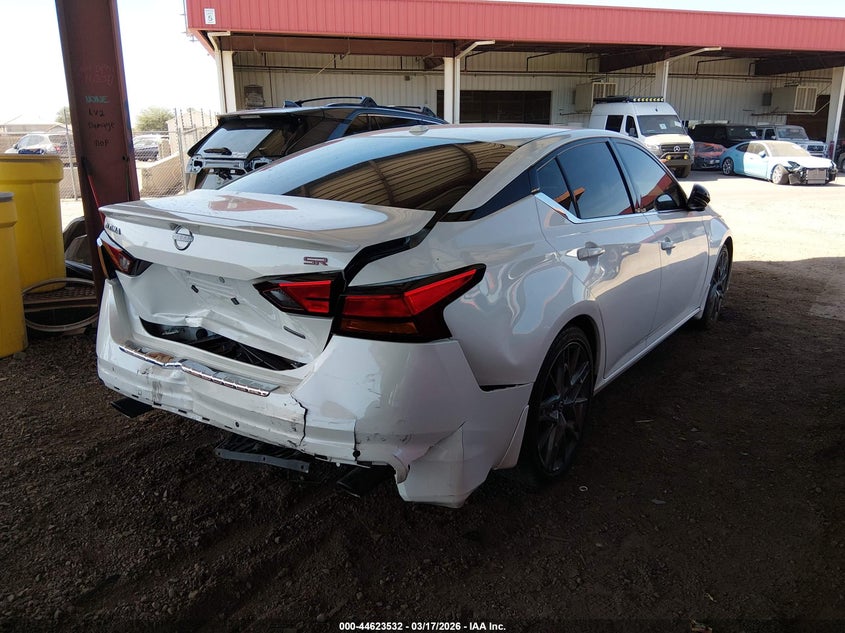 2023 Nissan Altima Sr Vc-Turbo Fwd