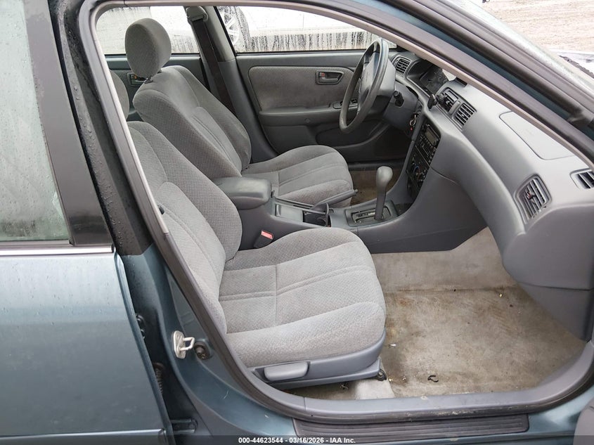 2001 Toyota Camry Le