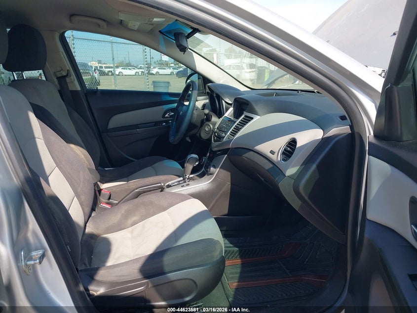 2014 Chevrolet Cruze Ls Auto