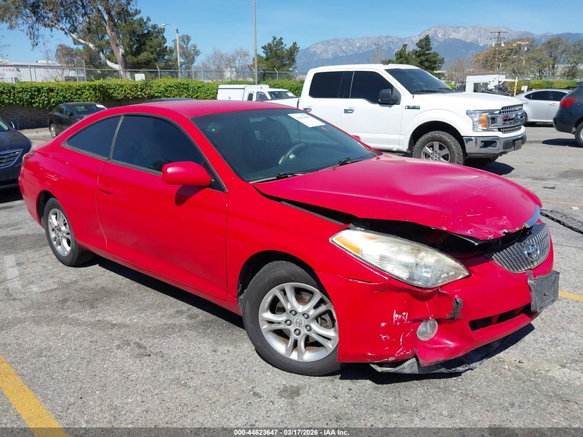 2005 Toyota Camry Solara Se