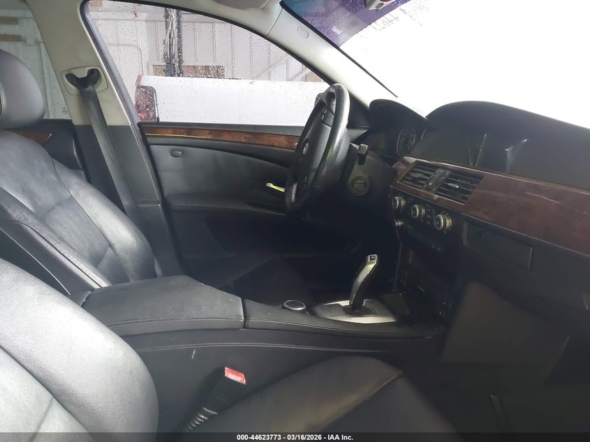 2008 BMW 528Xi