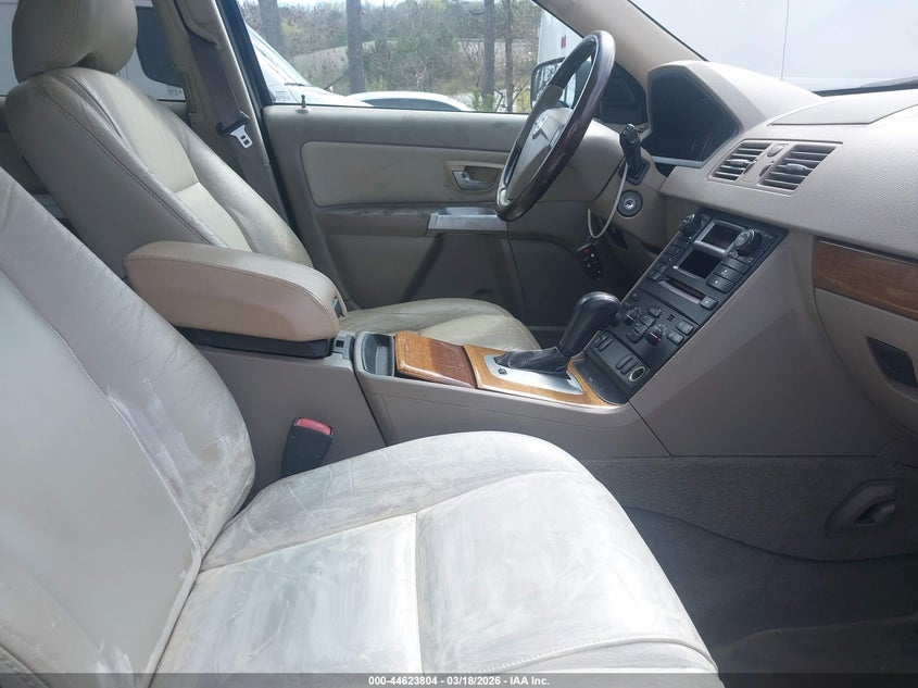 2005 Volvo Xc90 2.5T Awd