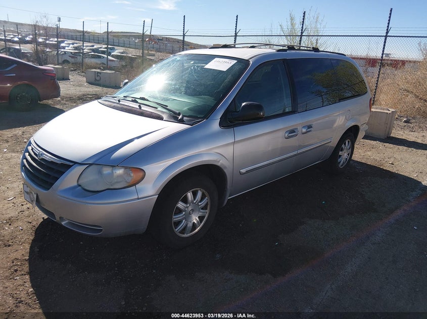 2006 Chrysler Town & Country Touring