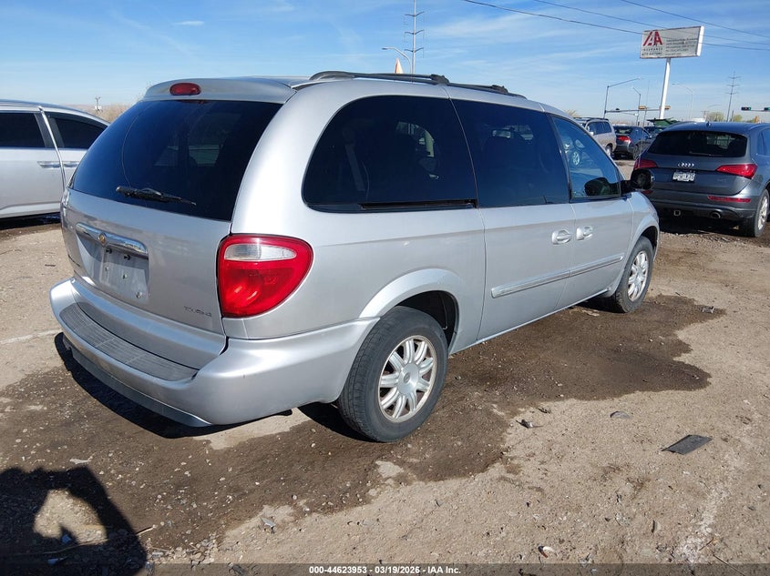 2006 Chrysler Town & Country Touring