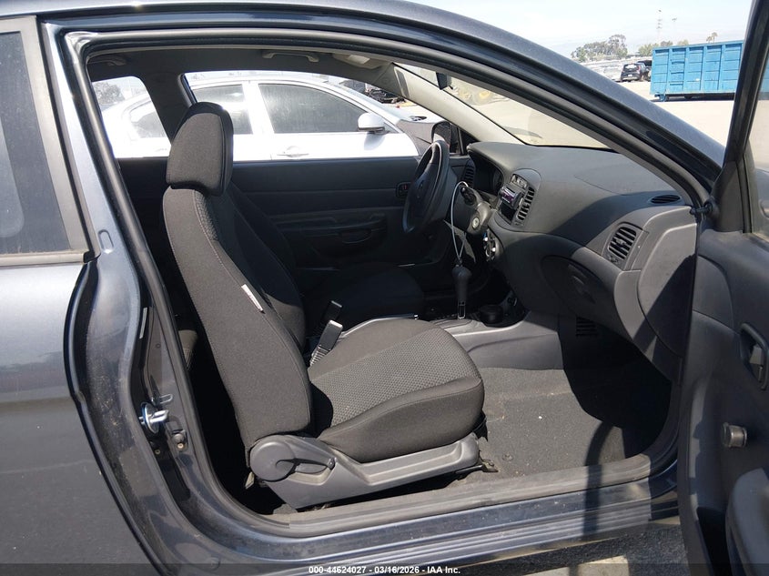 2010 Hyundai Accent Gs