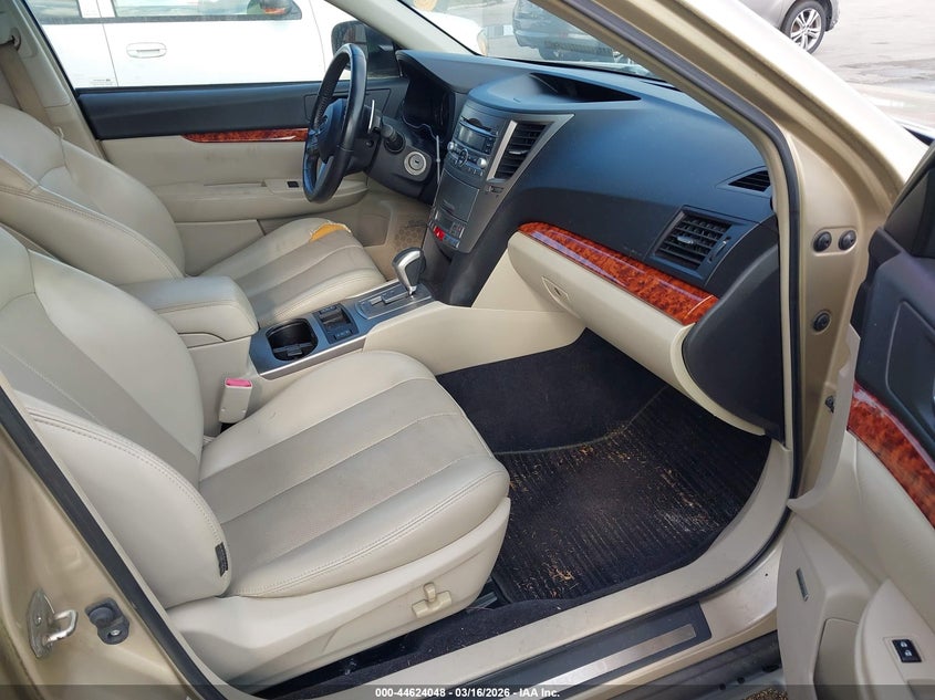 2010 Subaru Outback 2.5I Limited