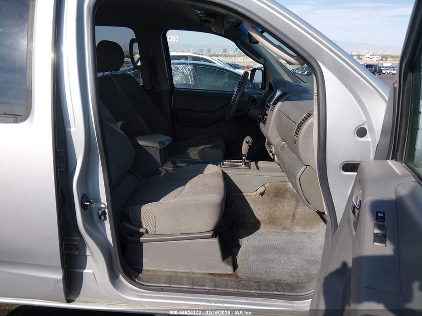 2005 Nissan Frontier Se